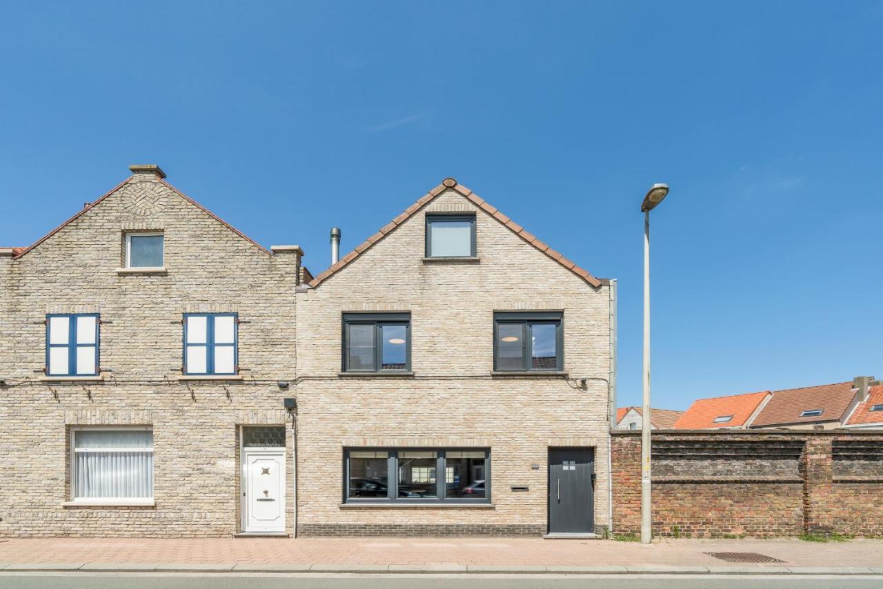 Lichtrijk, Charmant Rijtjeshuis Met 3 Slaapkamers Knokke-Heist Exterior photo